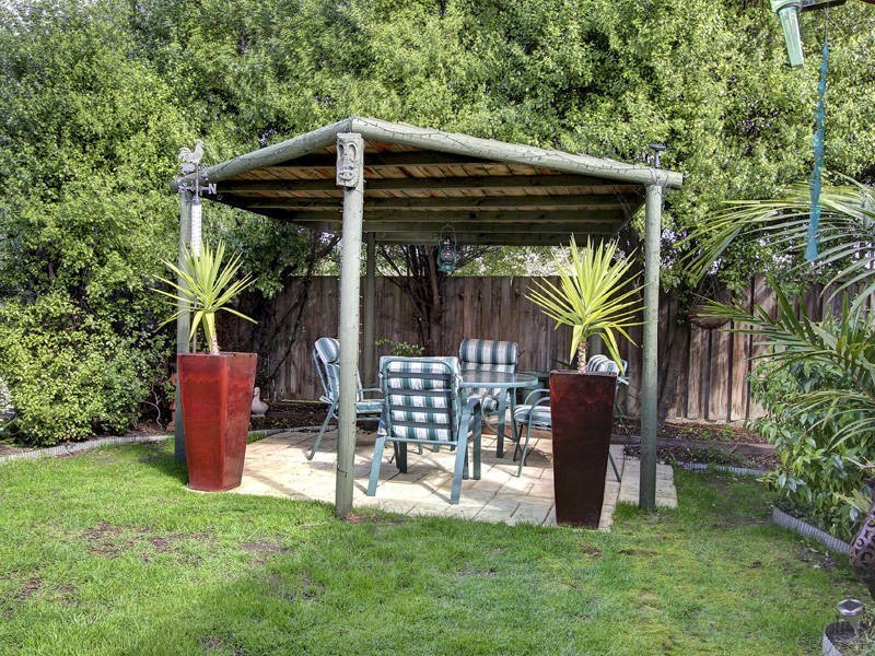 18 Lake View Lane, Safety Beach VIC 3936