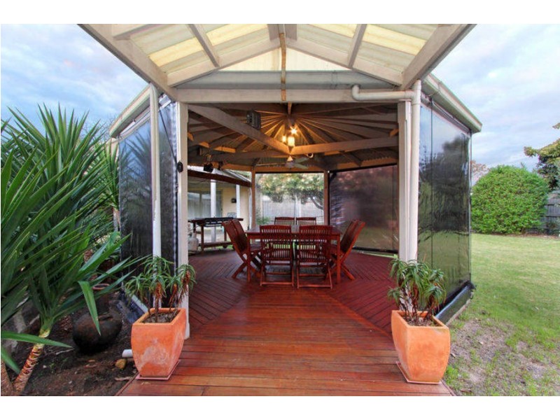 11 Burdett Street, Tootgarook VIC 3941