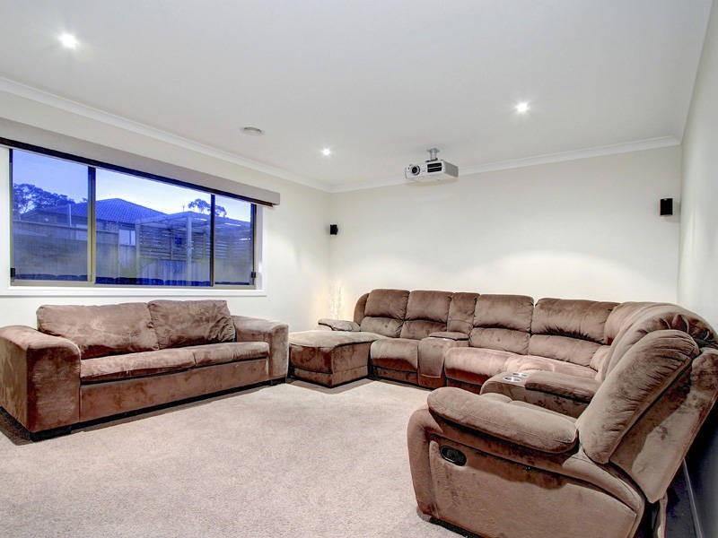10 Monty Court, Rosebud VIC 3939