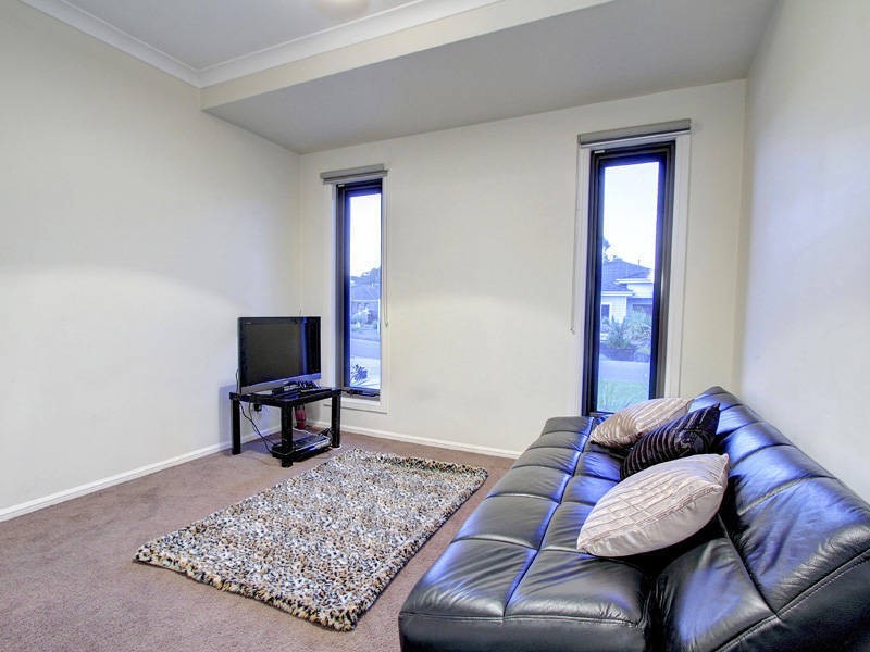 10 Monty Court, Rosebud VIC 3939