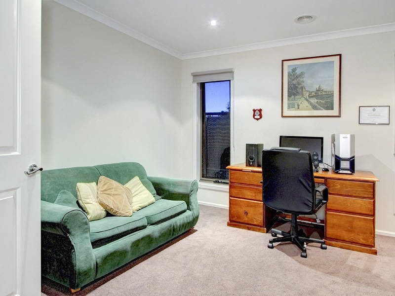 10 Monty Court, Rosebud VIC 3939