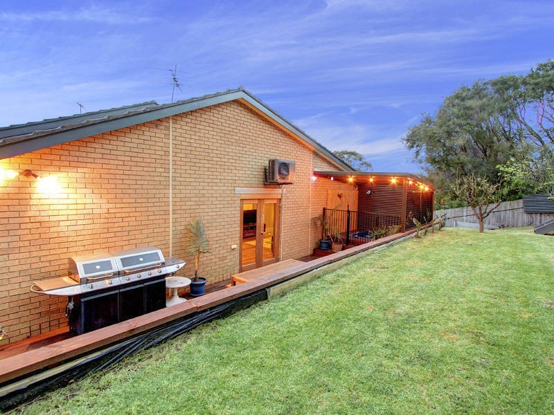 11 Bachli Street, Rye VIC 3941