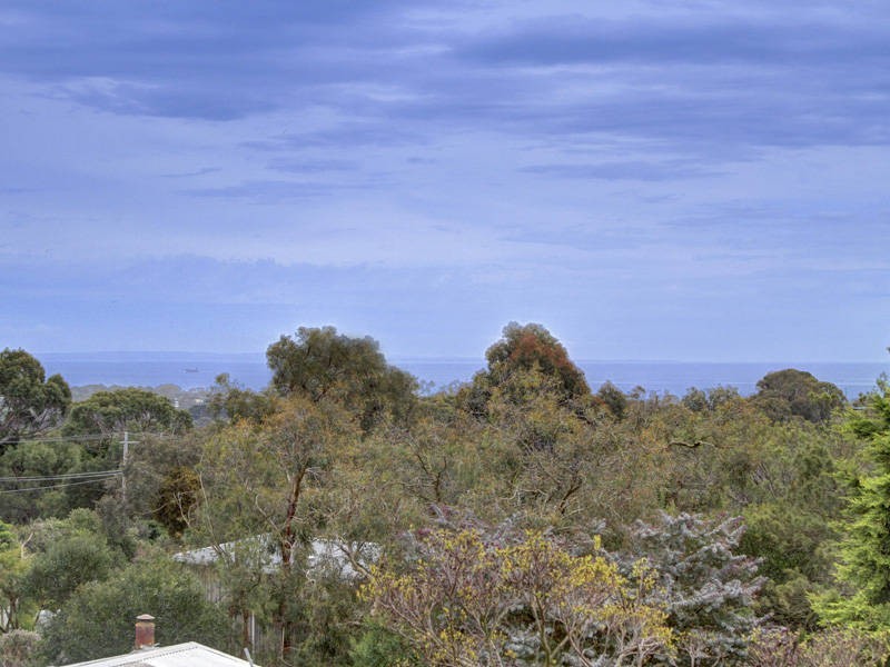 40 Murawa Drive, Rosebud VIC 3939