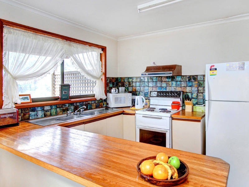 40 Murawa Drive, Rosebud VIC 3939