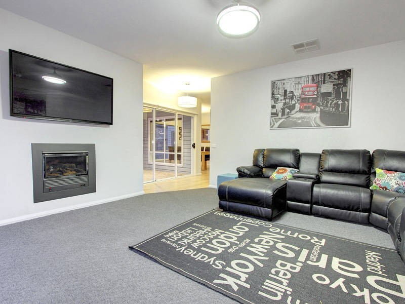 5 Monty Court, Rosebud VIC 3939