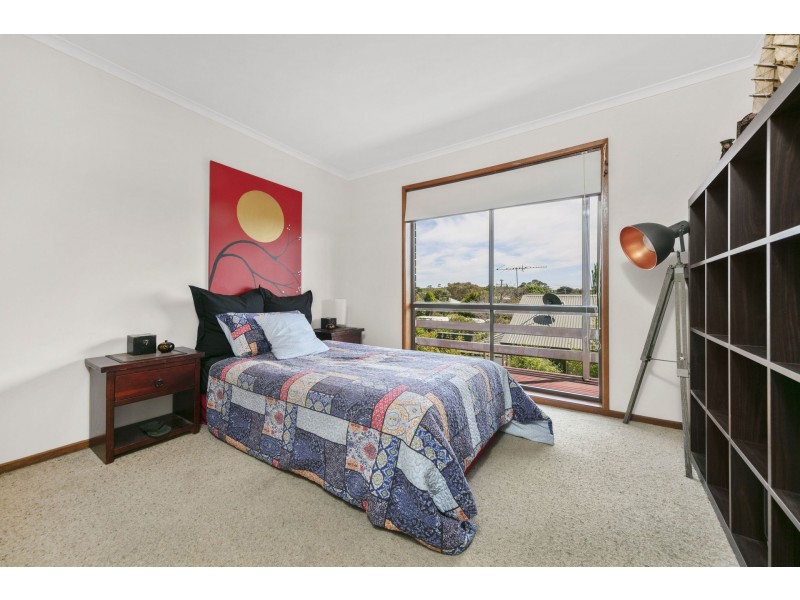 8 Fleur Avenue, Tootgarook VIC 3941