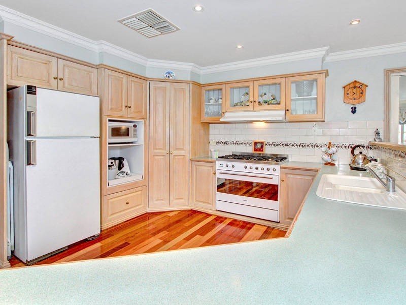 94 Palm Tree Drive, Safety Beach VIC 3936