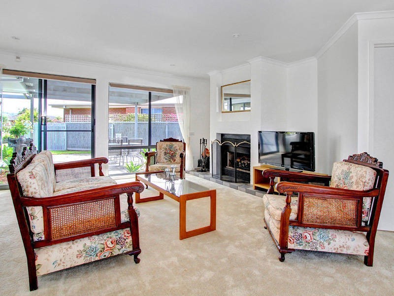 64 Country Club Drive, Safety Beach VIC 3936