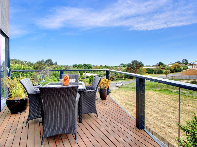 27 Seaview Close, Rosebud VIC 3939