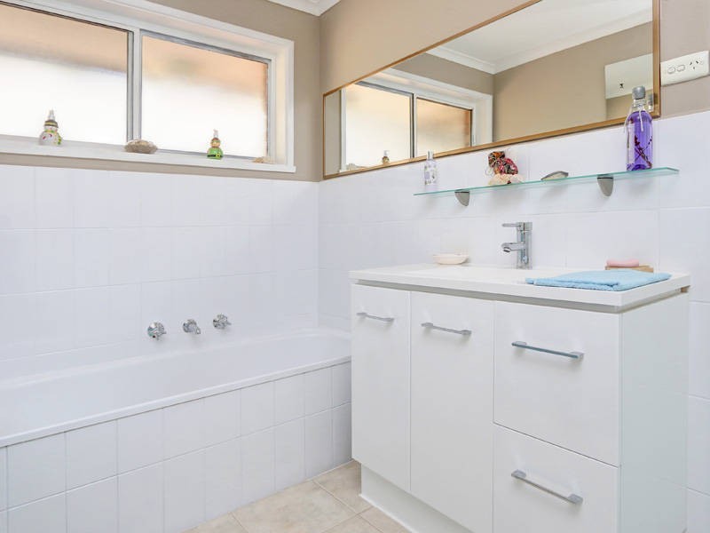 4 Hill Court, Rosebud VIC 3939