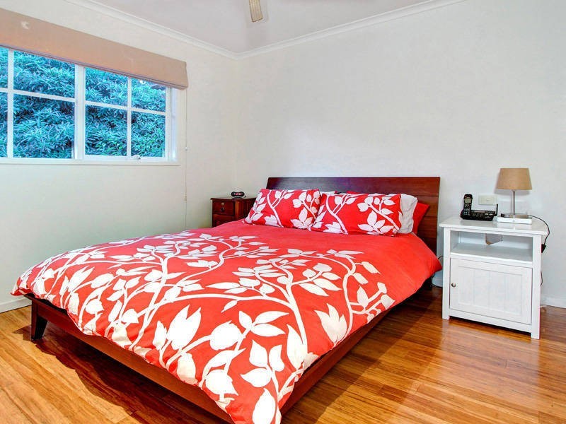 50 Carrathool Avenue, Rosebud VIC 3939