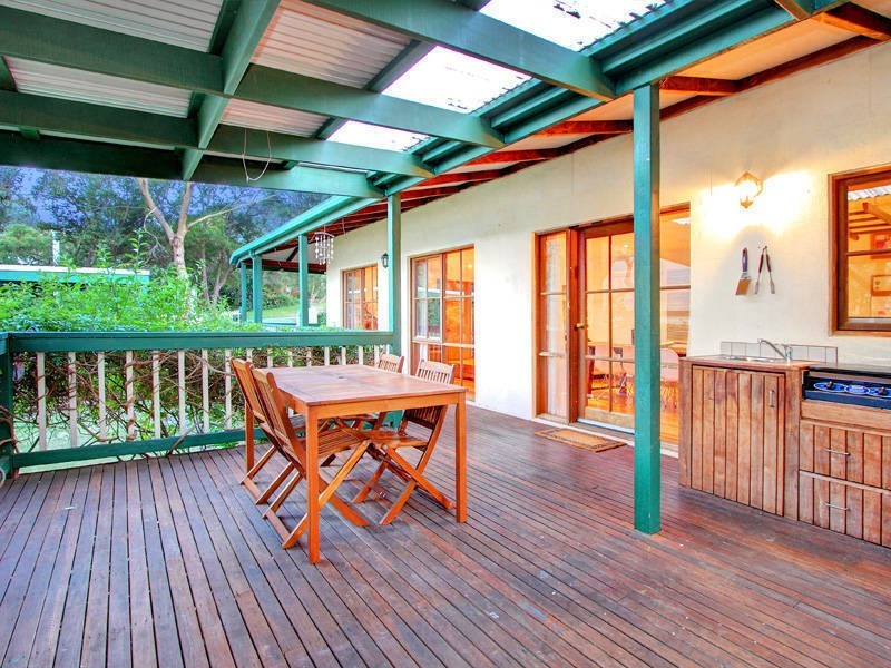 50 Carrathool Avenue, Rosebud VIC 3939