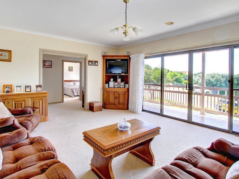 14 Icarus Street, Tootgarook VIC 3941