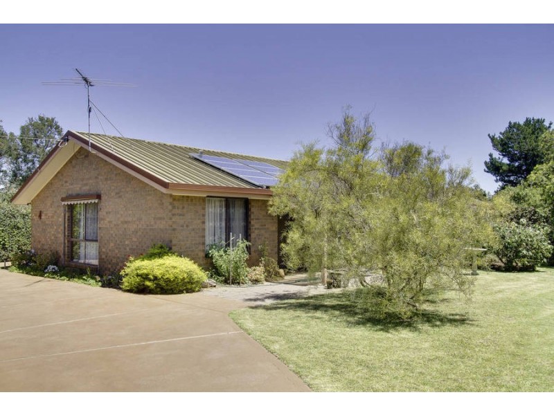 4 Hillview Avenue, Rye VIC 3941