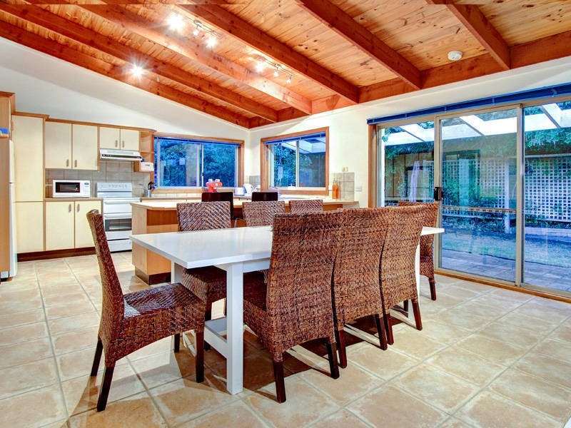 6 Evans Street, Rye VIC 3941