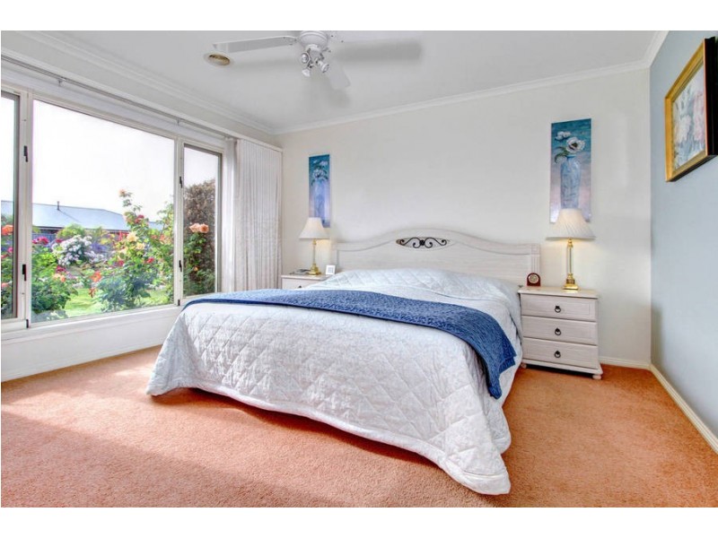 22 Golf Course Lane, Safety Beach VIC 3936