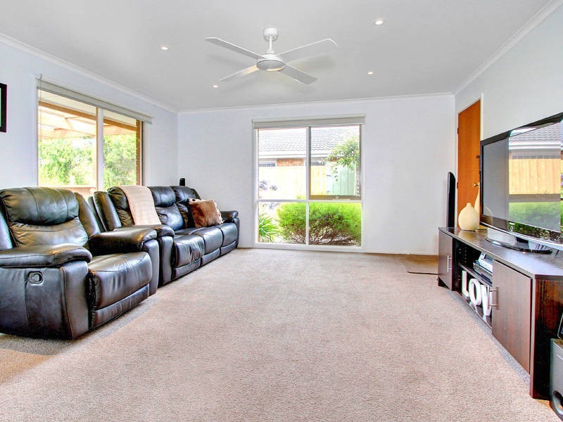 26 Golf Course Circle, Safety Beach VIC 3936