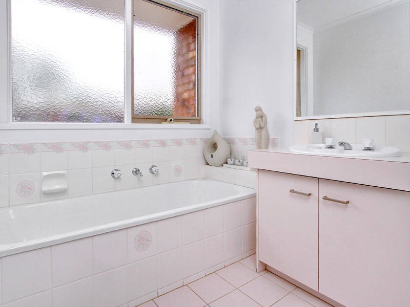 26 Golf Course Circle, Safety Beach VIC 3936