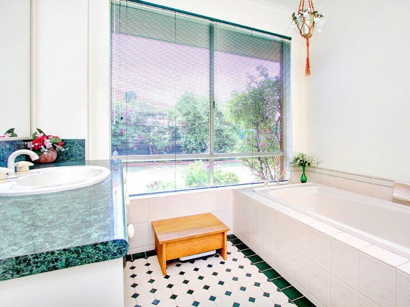 79 County Club Drive, Safety Beach VIC 3936