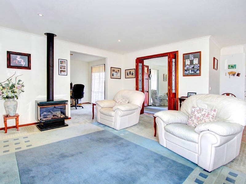 79 County Club Drive, Safety Beach VIC 3936