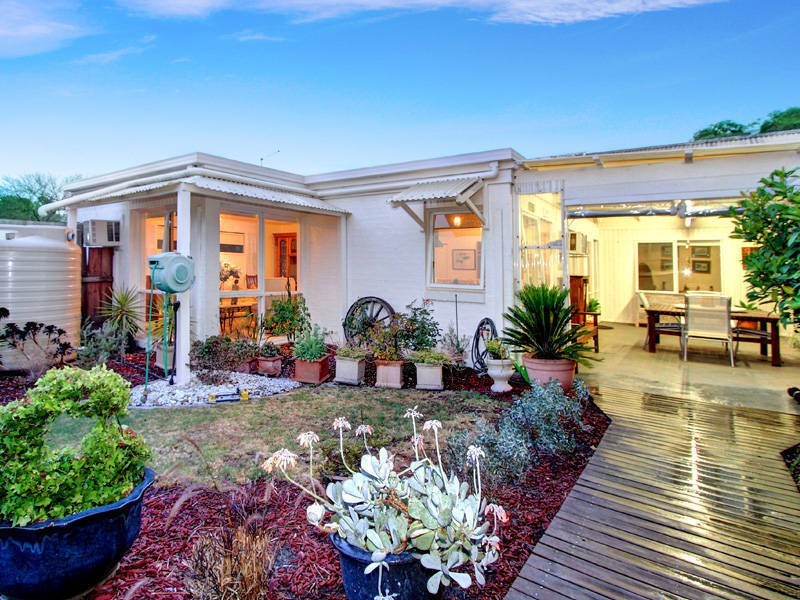 2 Grant Dee Court, Mount Martha VIC 3934