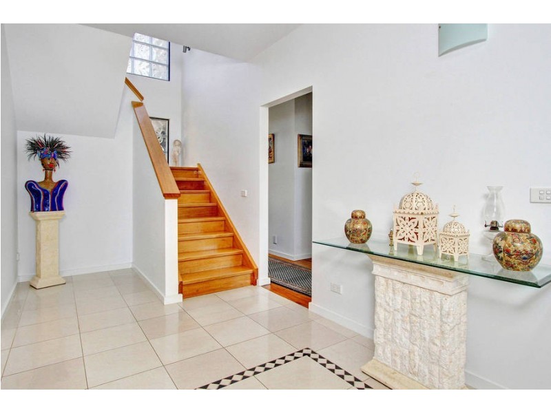 5 Cowley Street, Mccrae VIC 3938