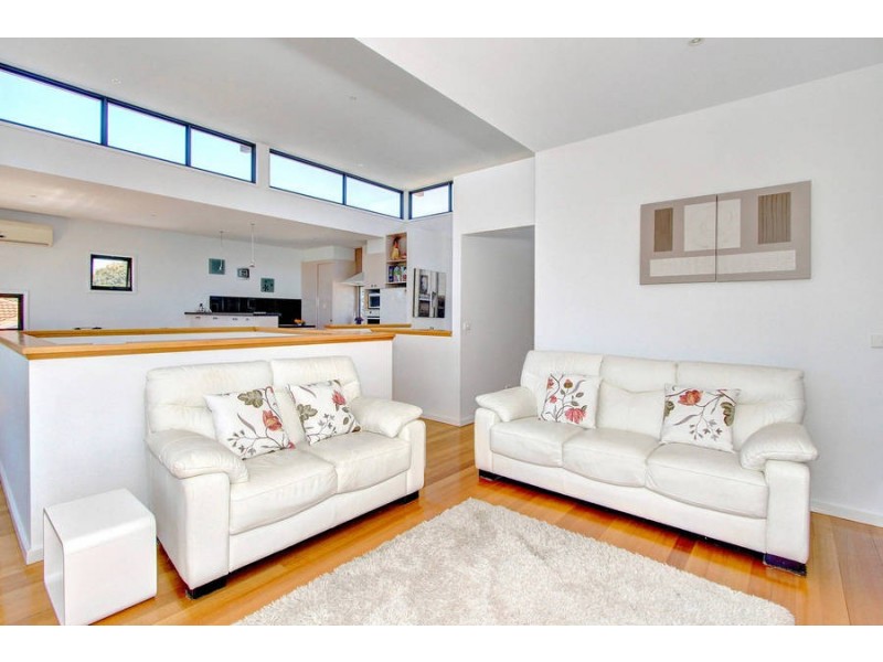 5 Cowley Street, Mccrae VIC 3938