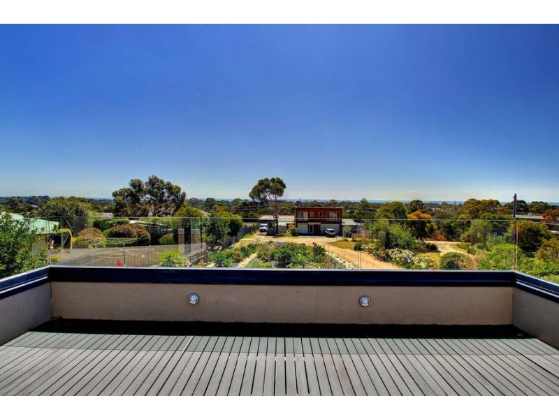 5 Cowley Street, Mccrae VIC 3938