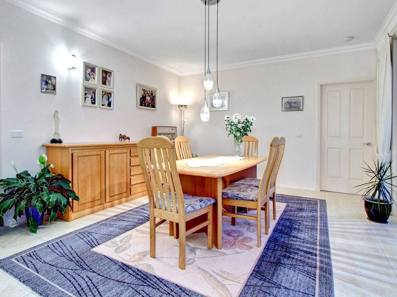 50 Lakeside Court, Safety Beach VIC 3936