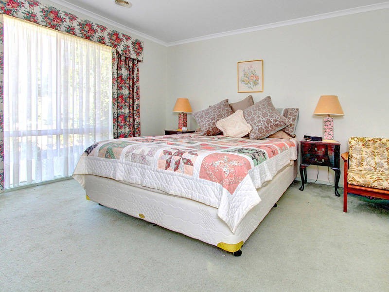 98 Country Club Drive, Safety Beach VIC 3936