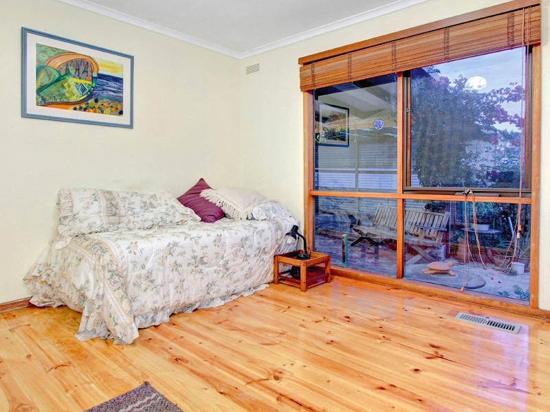 3 Victor Avenue, Rye VIC 3941