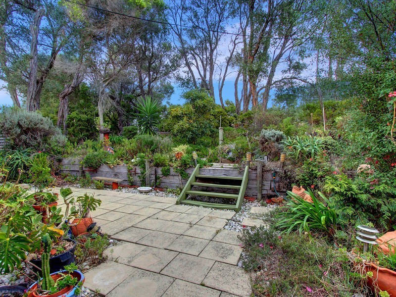 3 Victor Avenue, Rye VIC 3941