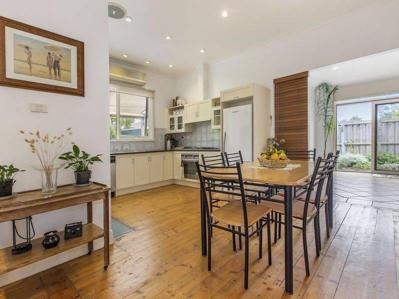 21 Weeroona Street, Rye VIC 3941