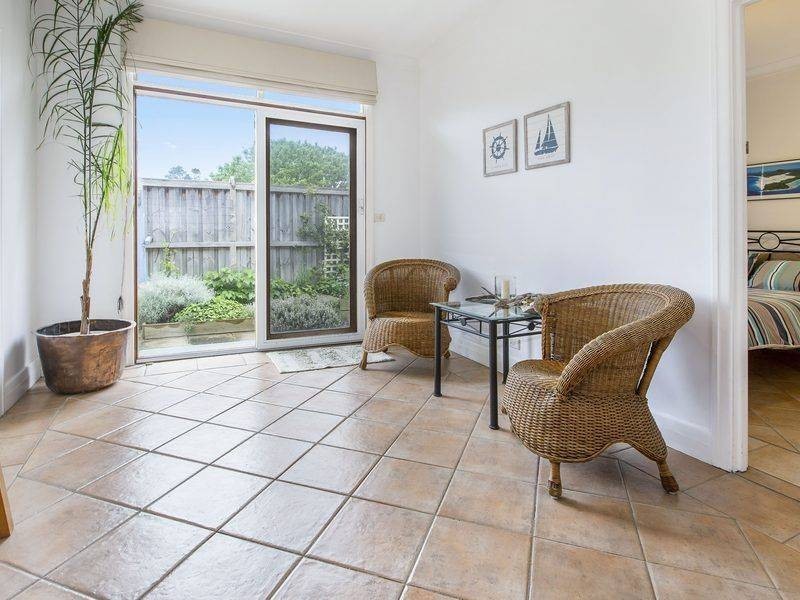 21 Weeroona Street, Rye VIC 3941