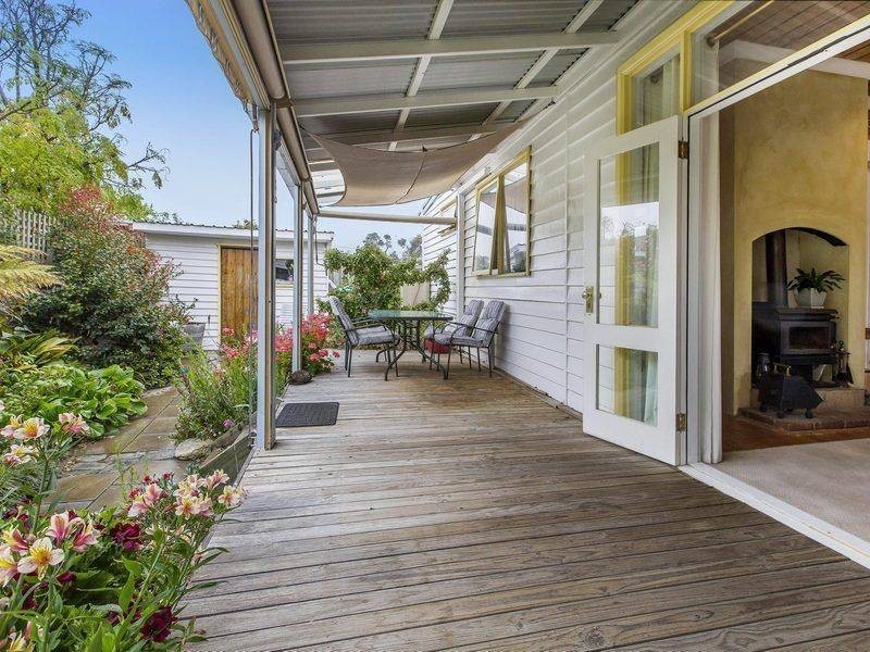 21 Weeroona Street, Rye VIC 3941