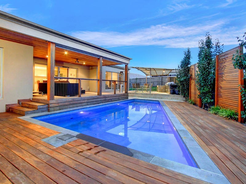 51 Parkedge Circuit, Rosebud VIC 3939