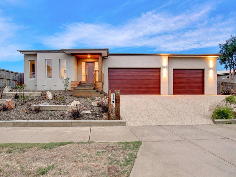 51 Parkedge Circuit, Rosebud VIC 3939