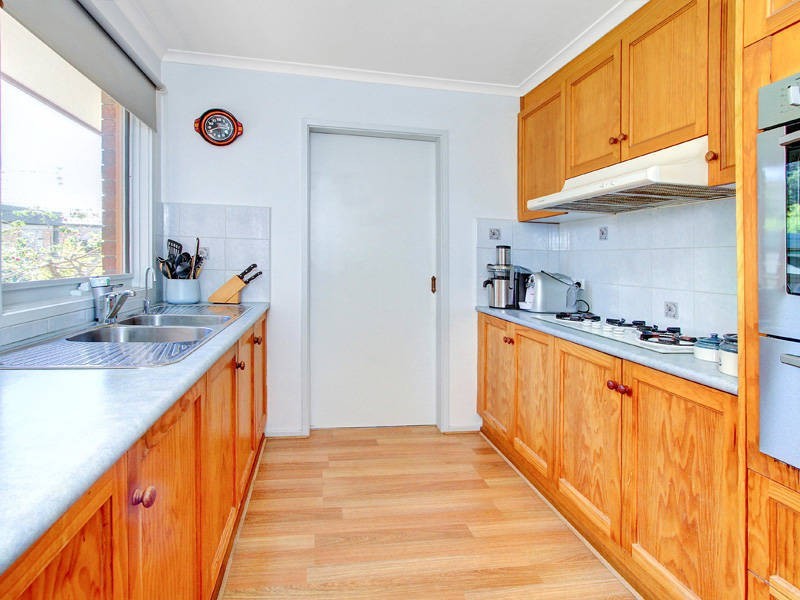 8 Rosebud Avenue, Rosebud VIC 3939