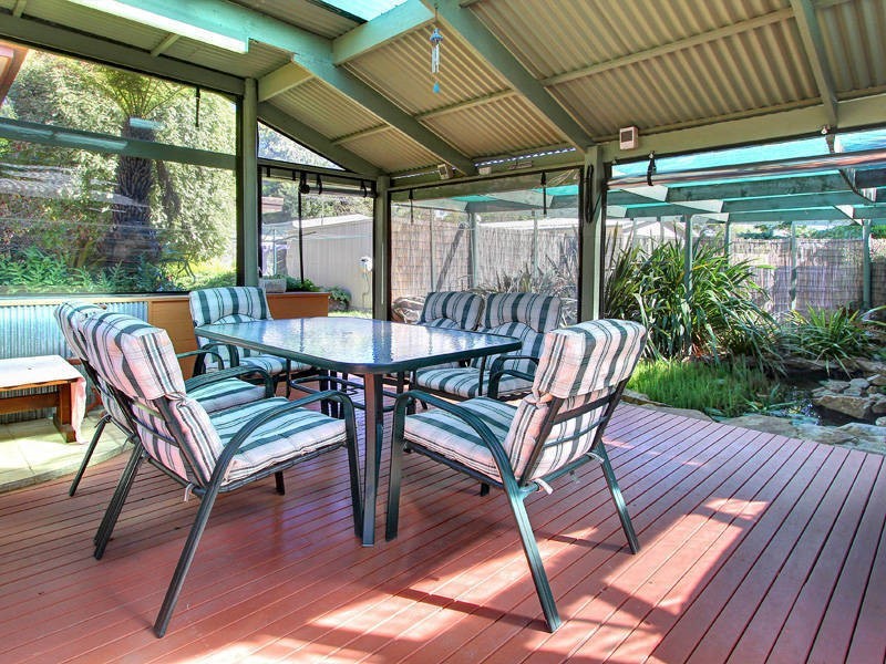 8 Rosebud Avenue, Rosebud VIC 3939