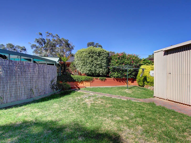 8 Rosebud Avenue, Rosebud VIC 3939