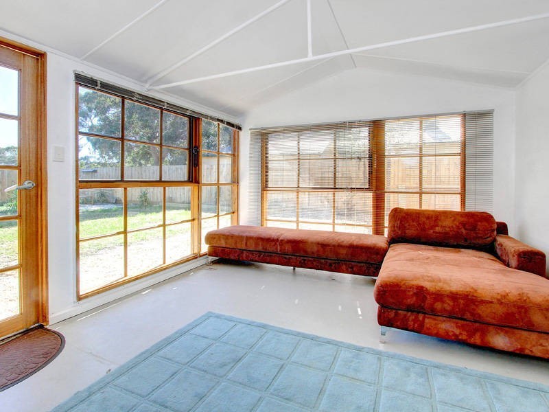 164 Seventh Avenue, Rosebud VIC 3939