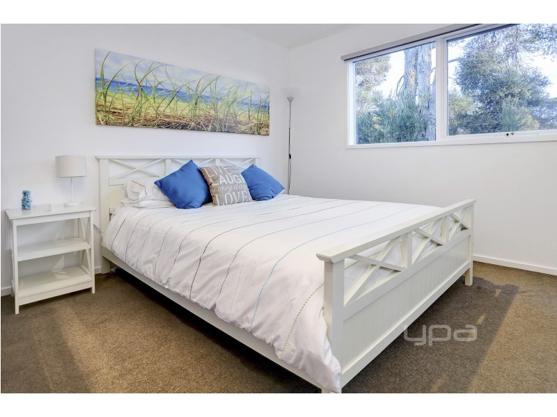 24 Nalong Street, Rye VIC 3941