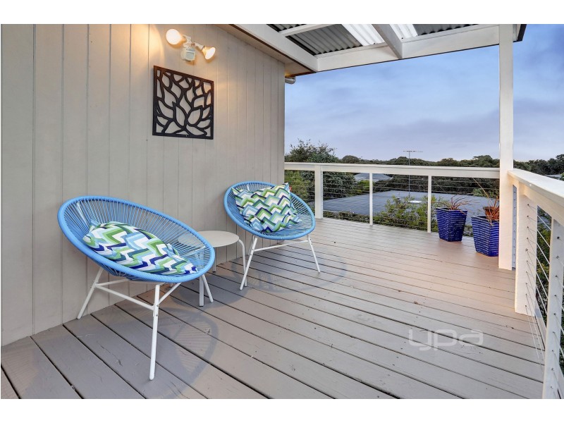 24 Nalong Street, Rye VIC 3941