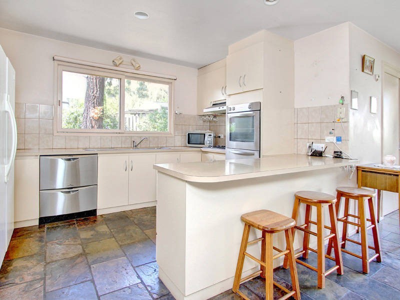 32 Hove Road, Rosebud VIC 3939