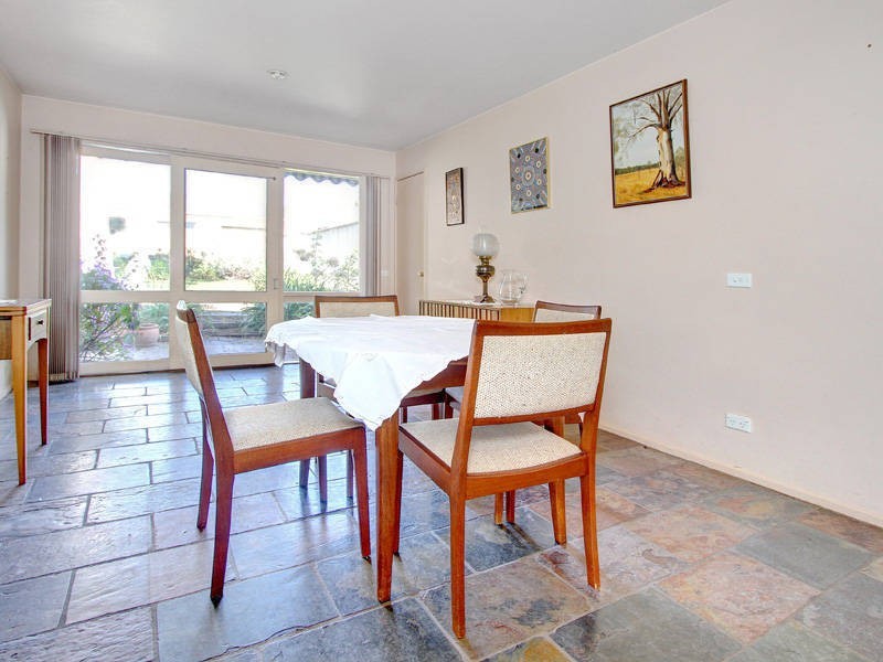 32 Hove Road, Rosebud VIC 3939