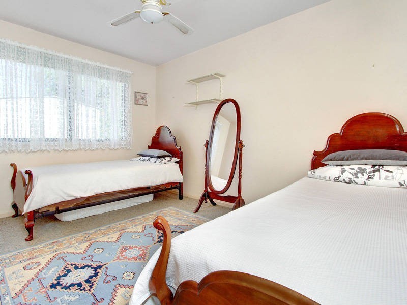 32 Hove Road, Rosebud VIC 3939