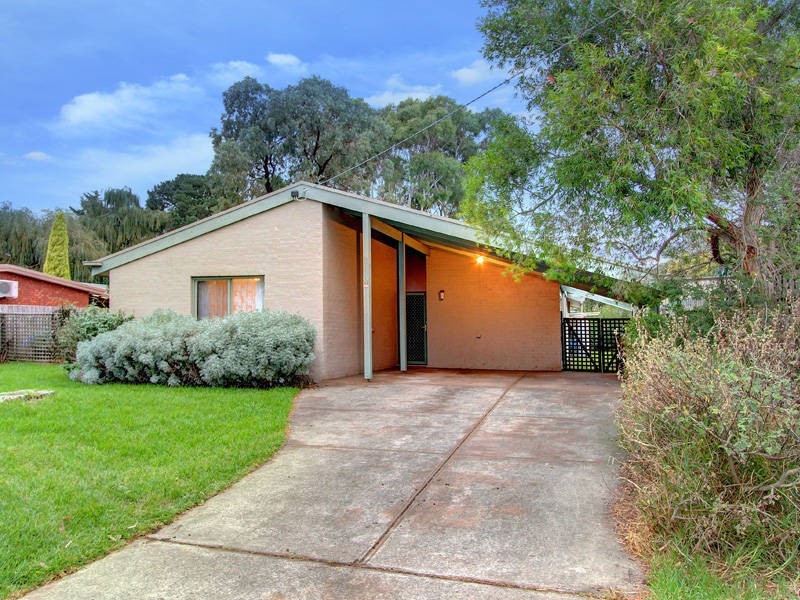 32 Hove Road, Rosebud VIC 3939