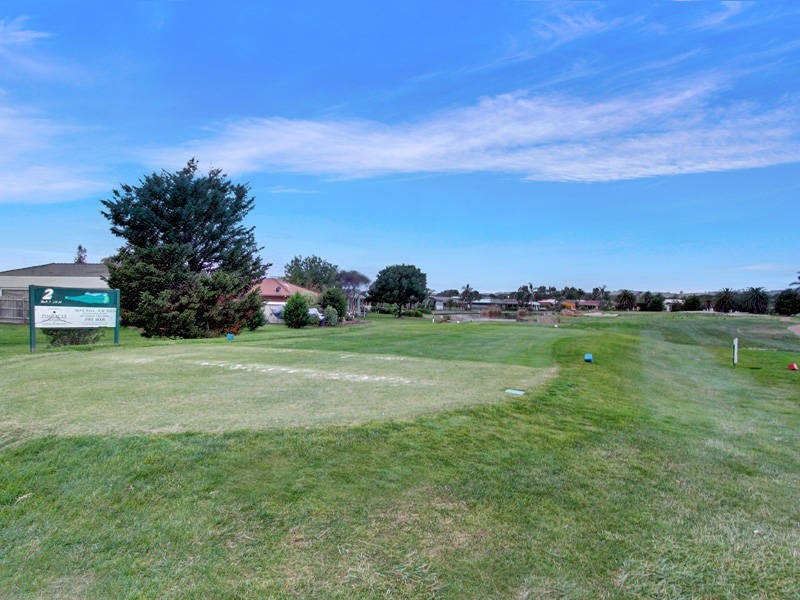 18 Fairway Drive, Safety Beach VIC 3936