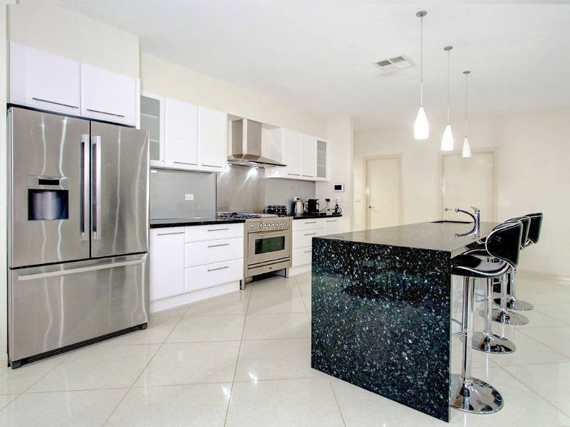 34 Coral Close, Rosebud VIC 3939