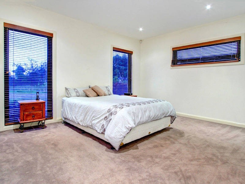 34 Coral Close, Rosebud VIC 3939